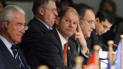 Konferenz zu sozialer Verantwortung bei Wirtschaftsentwicklung
