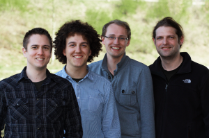 Die Greenway-Erfinder Die Greenway-Erfinder von links nach rechts: Helge Holzmann (Entwicklung, Windows Telefon), Elia Franke (Entwicklung, Design), Christian Brüggemann (Entwicklung, Algorithmus), Sebastian Heise (Entwicklung, Usability).