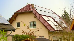 Haus mit Solaranlage