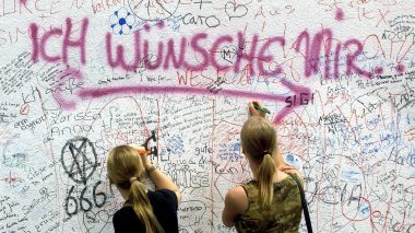 Wünsche auf einer Wunsch-Wand