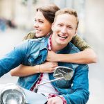 Beides haben: Vespa und Freundin