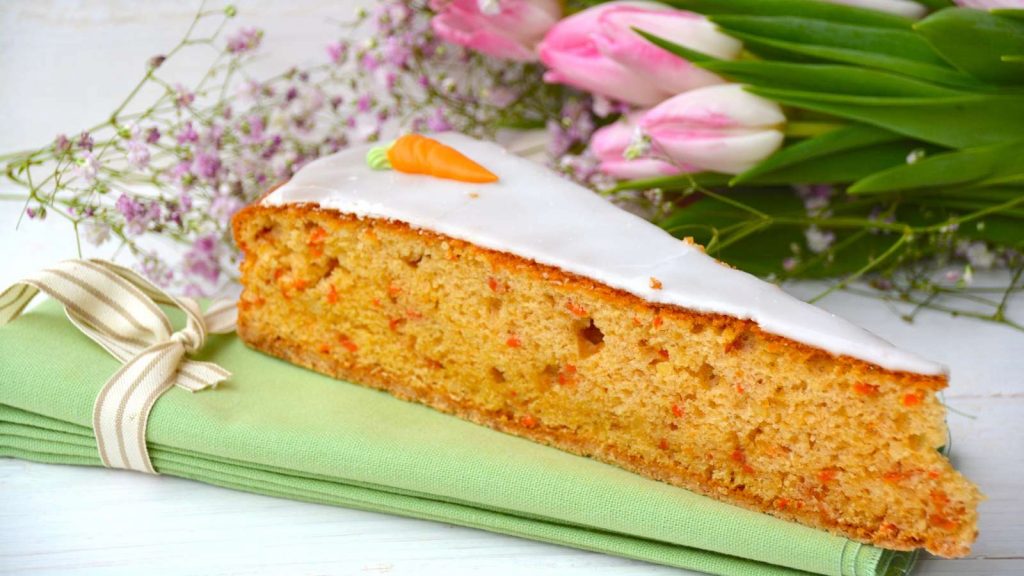 Möhrenkuchen Rezept: Karottenkuchen saftig und zuckerfrei | evidero