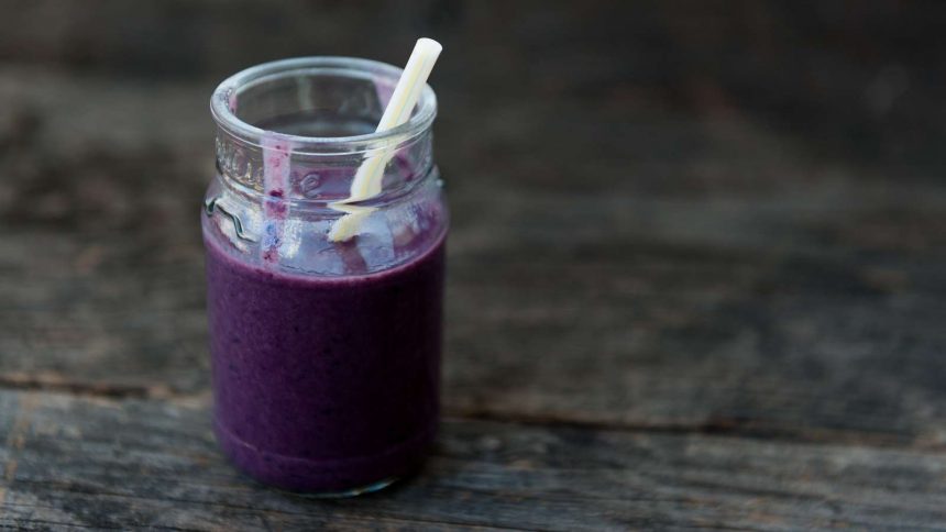 Schwarze Smoothies