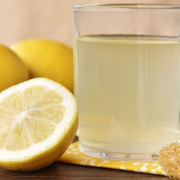 So gesund ist Zitronenwasser