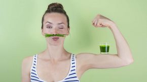 Superfoods wie Weizengras für Frauen