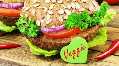 Fleischersatz: Veggie Burger mit Tofu