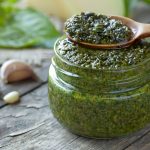 Rezept für Wildkräuter-Pesto