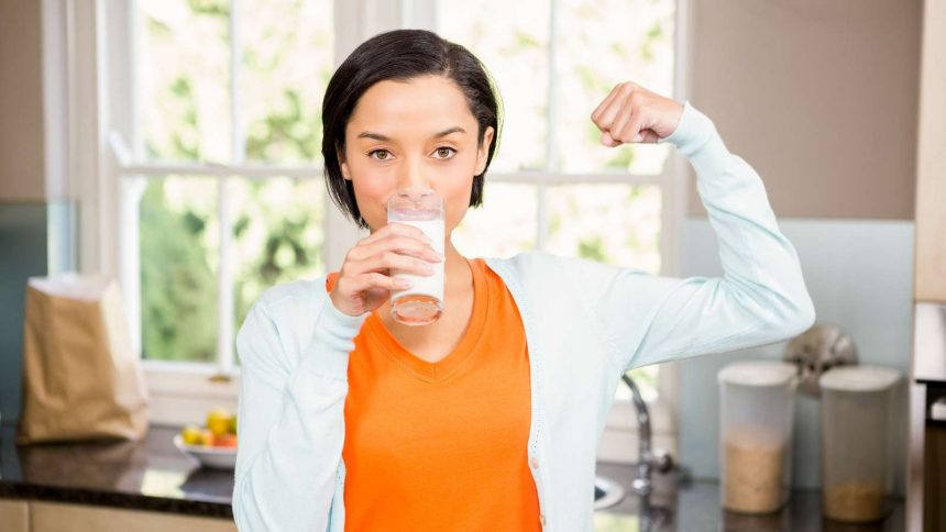 Milch ist eine Proteinquelle für den Muskelaufbau