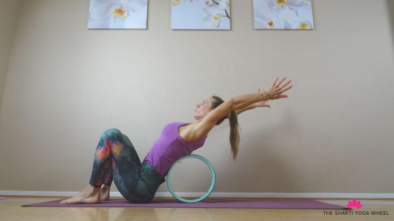 Rückbeuge mit Yoga Wheel